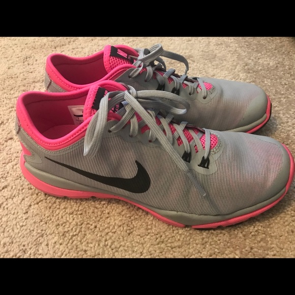 nike flex grey and pink